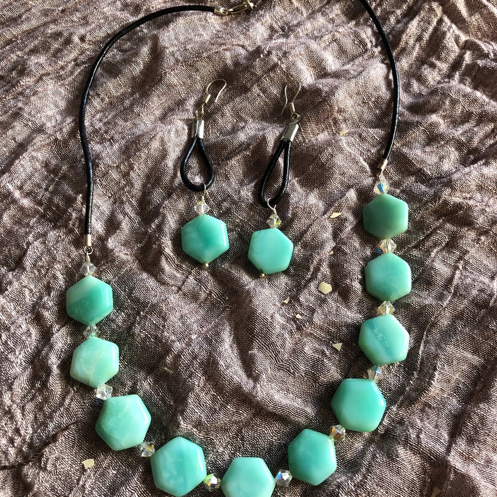 Hexagon blue stones and beads on leather thong